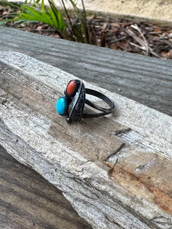 Native American Sterling Silver Ring with Turquoise and Coral - Picture 2 of 4